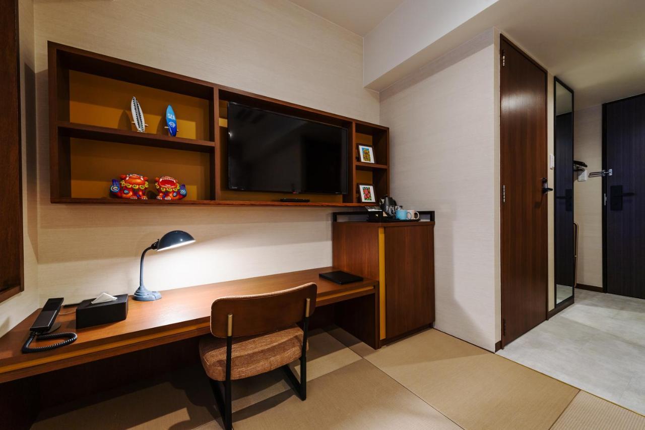 Prostyle Ryokan Naha Kenchou Mae Exterior foto